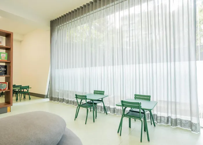 Stylish Ph In Condesa With Pool Gym And Coworking Mexico City